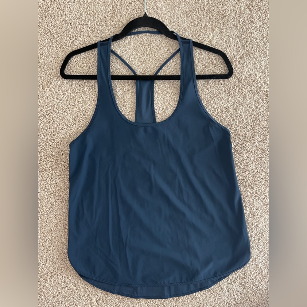 Women's Lululemon Racerback Train Tank - Size 6, Blue